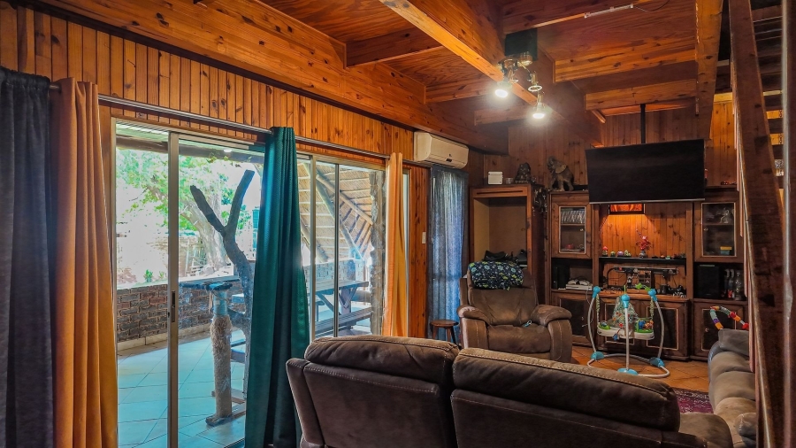 3 Bedroom Property for Sale in Olifantsnek North West